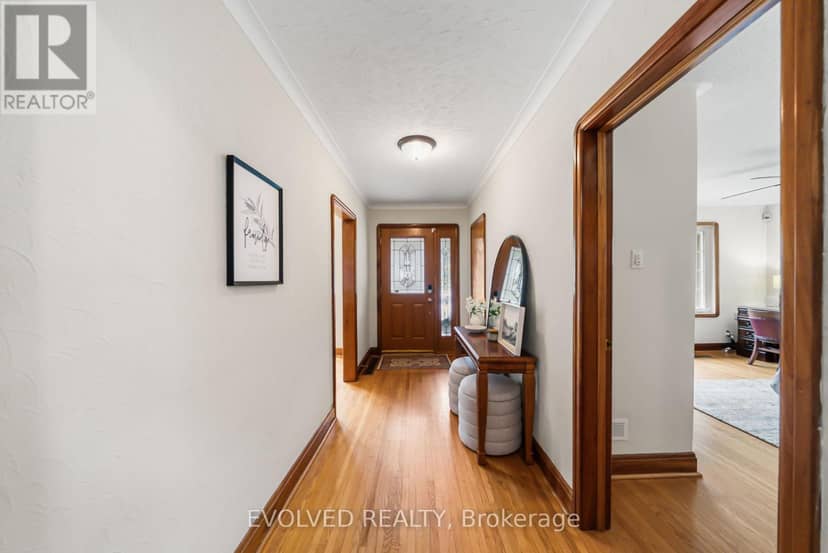 105 Sylvan Avenue, Toronto, photo 4