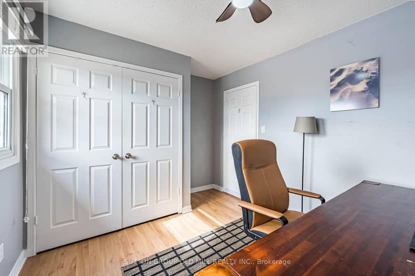 501 Sundown Crescent — photo 36 of 40