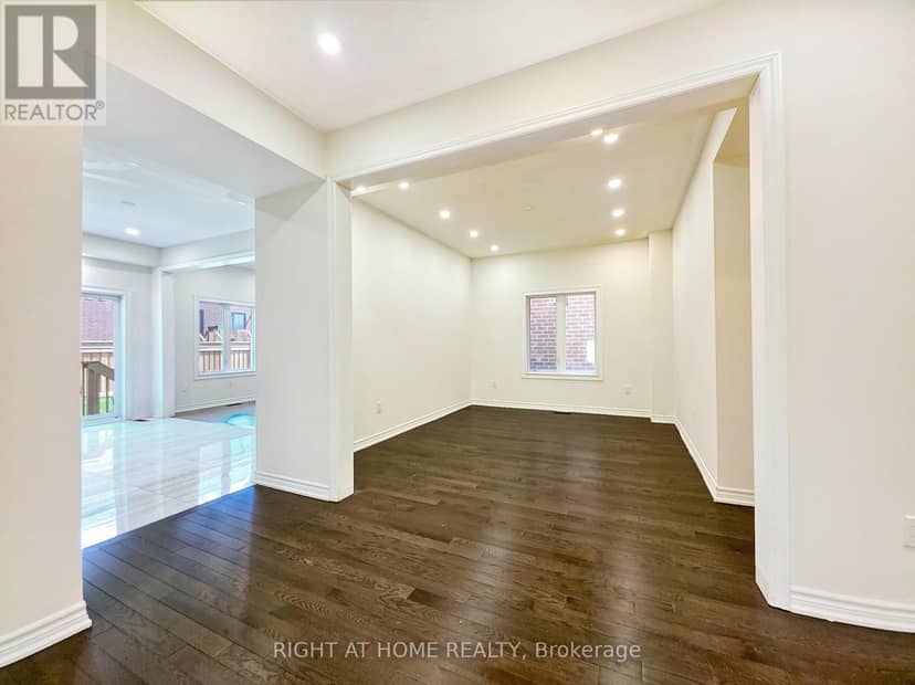 219 Fleetwood Drive, Oshawa, photo 8