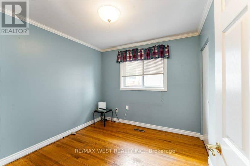 38 Albacore Crescent — photo 13 of 27