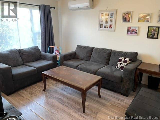 18 Partellow Street — photo 9 of 20