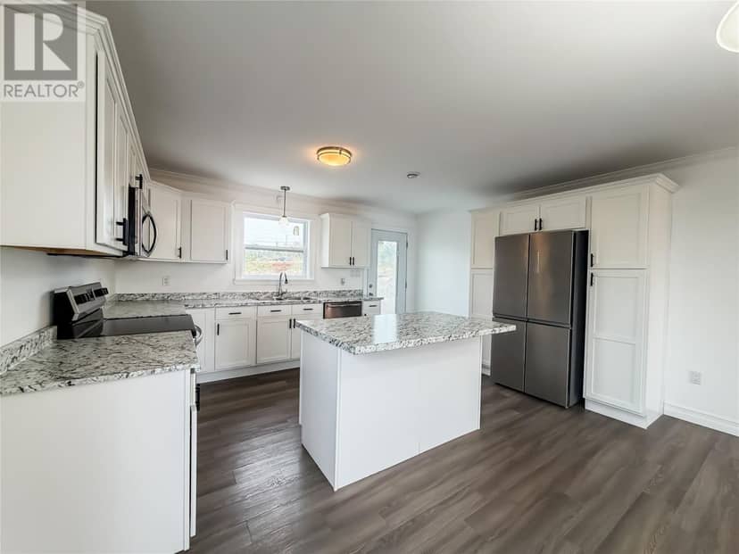 6 South West Crescent — photo 8 of 22