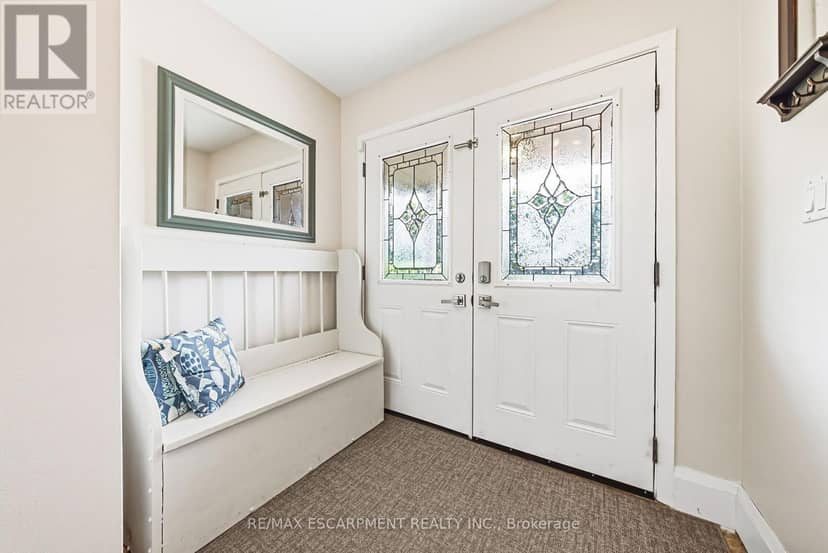 364 Fennell Avenue W, Hamilton, photo 4