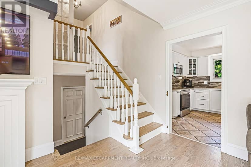 364 Fennell Avenue W — photo 16 of 40