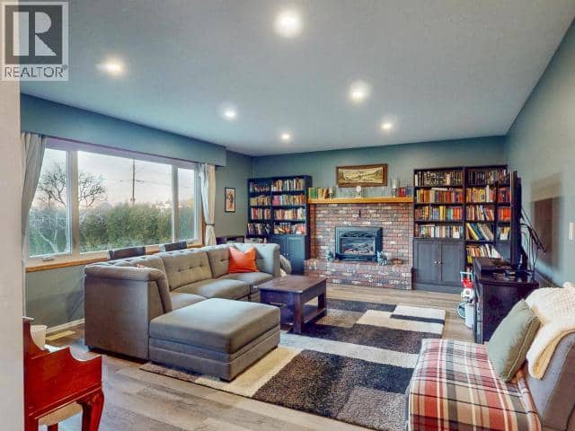 4678 ONTARIO AVE, Powell River, photo 4