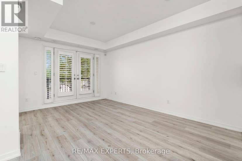 A04 - 26 Bruce Street — photo 10 of 25