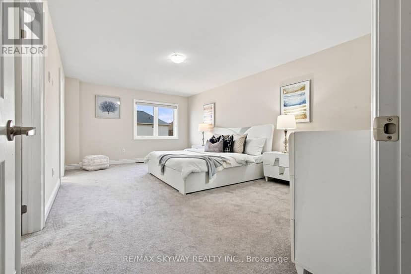 60 Lorne Thomas Place — photo 26 of 40