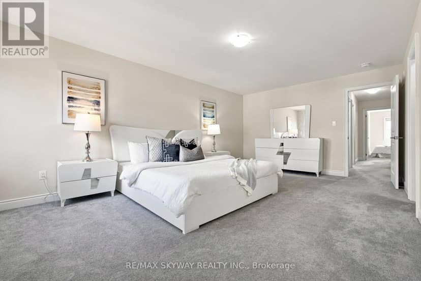 60 Lorne Thomas Place — photo 27 of 40