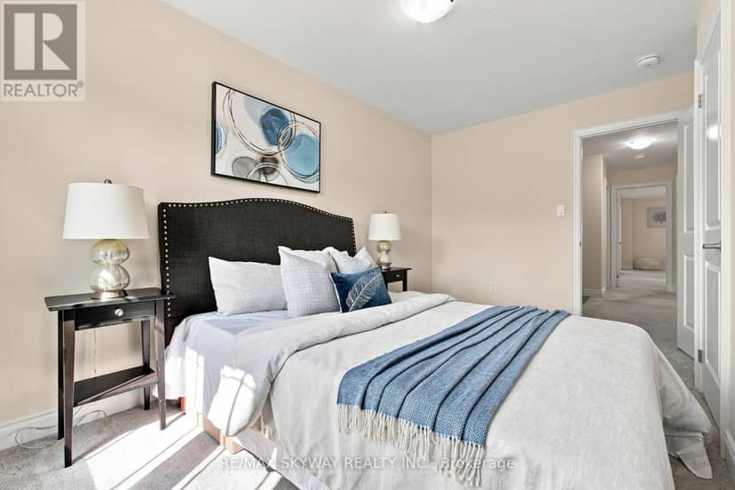 60 Lorne Thomas Place — photo 32 of 40