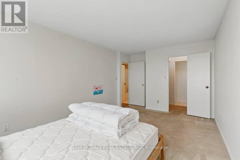 1203 - 200 Robert Speck Parkway — photo 16 of 28