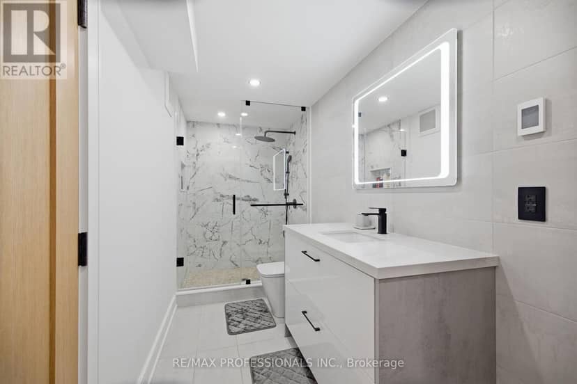 3328 Riverspray Crescent — photo 35 of 40