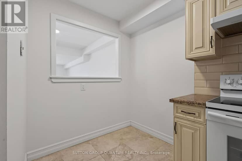 504 - 965 Inverhouse Drive — photo 24 of 40