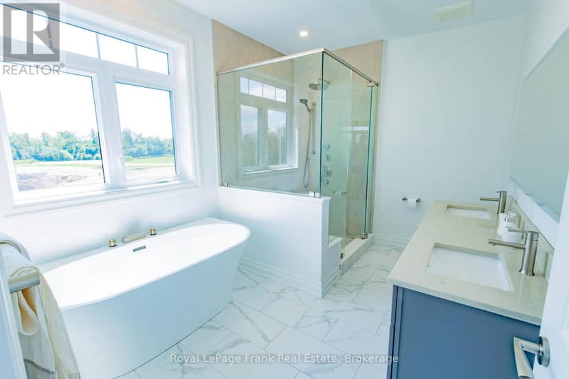43 Lakeview Crescent — photo 19 of 40