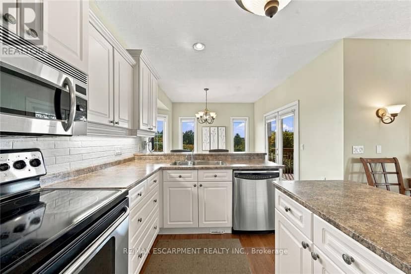 9 - 500 Lakeview Drive — photo 15 of 40