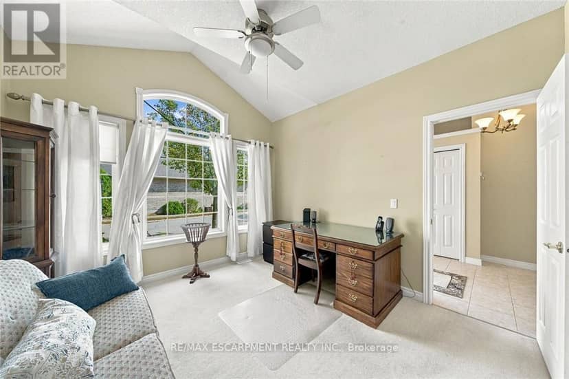 9 - 500 Lakeview Drive — photo 20 of 40