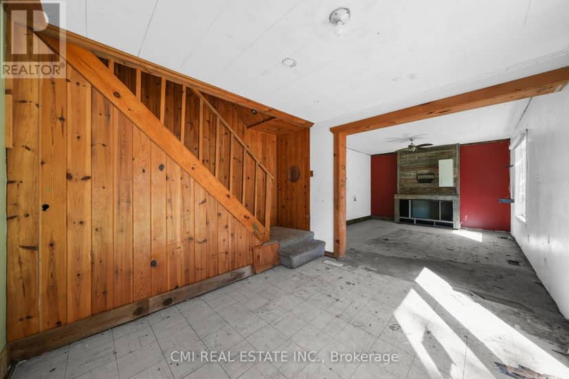 1093 South Lake Road — photo 10 of 34