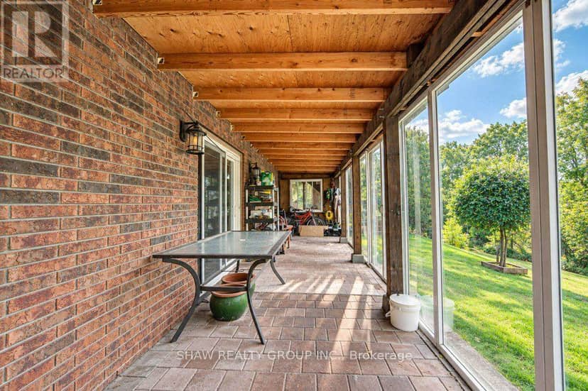 1370 Thorman Place — photo 37 of 40