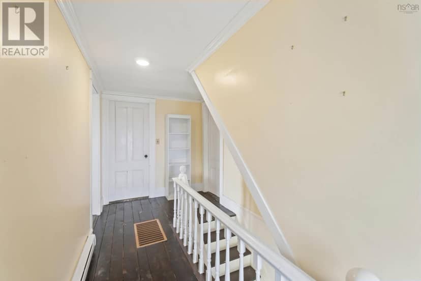 650 Riverside Road — photo 21 of 40