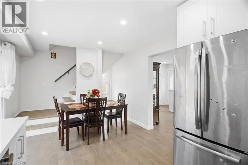 10 JEAN Avenue — photo 13 of 40