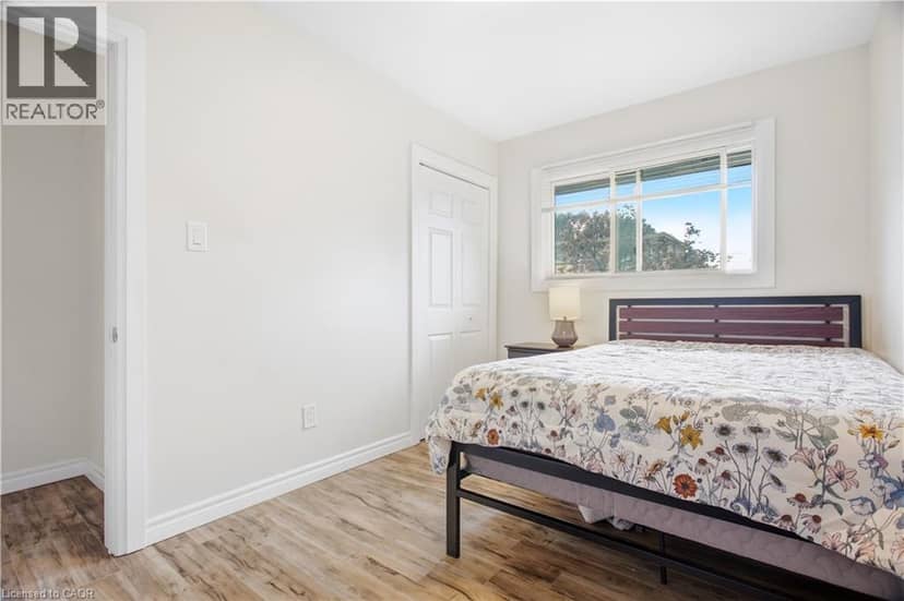 10 JEAN Avenue — photo 29 of 40