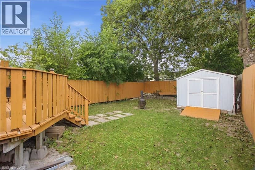 10 JEAN Avenue — photo 39 of 40
