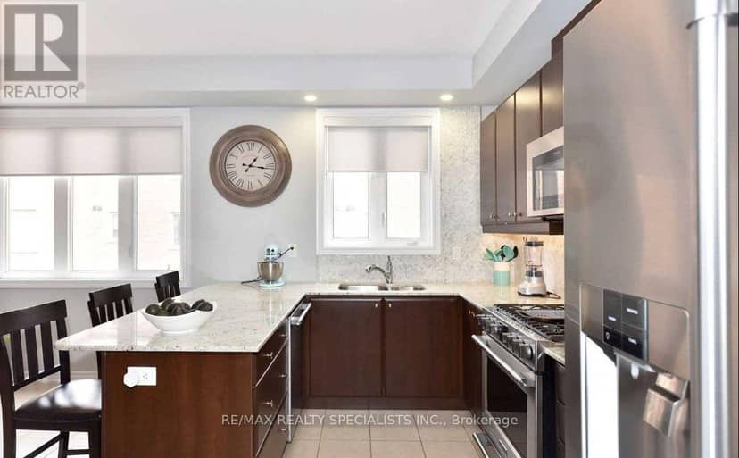 7 Hobart Gardens, Brampton, photo 7