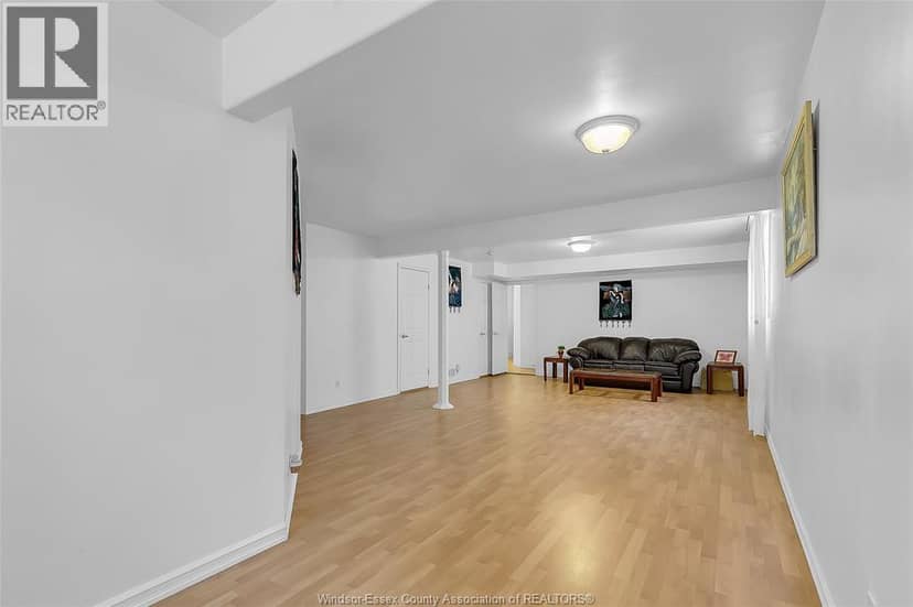 445 John Harvey Crescent — photo 30 of 40