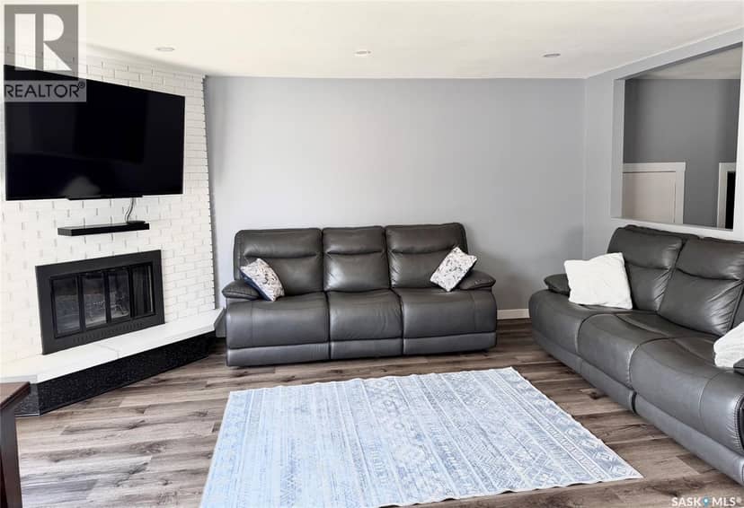 510 Redberry Road, Saskatoon, photo 3