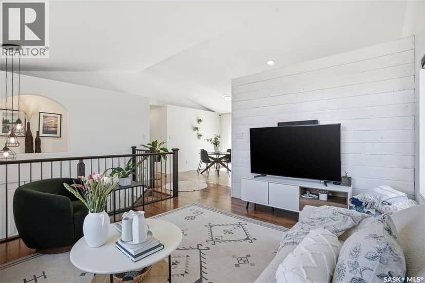 101 Lakeridge DRIVE — photo 4 of 23