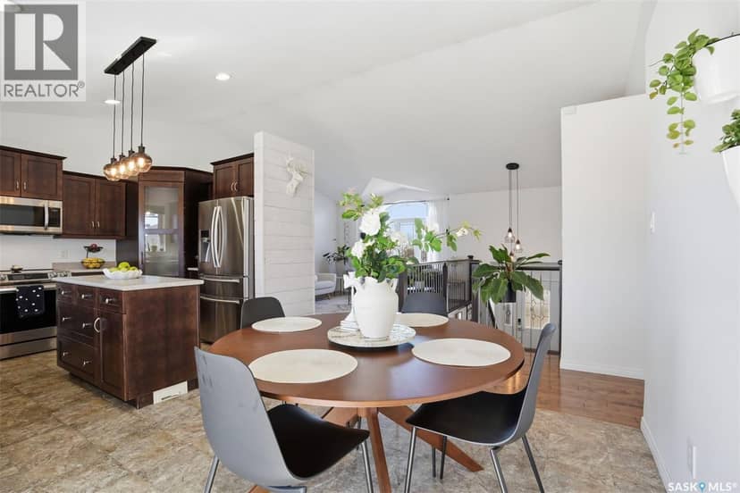 101 Lakeridge DRIVE — photo 5 of 23