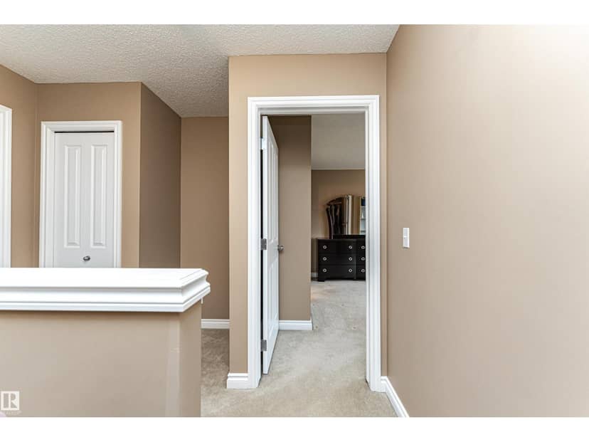 #44 171 Brintnell Bv NW — photo 16 of 40