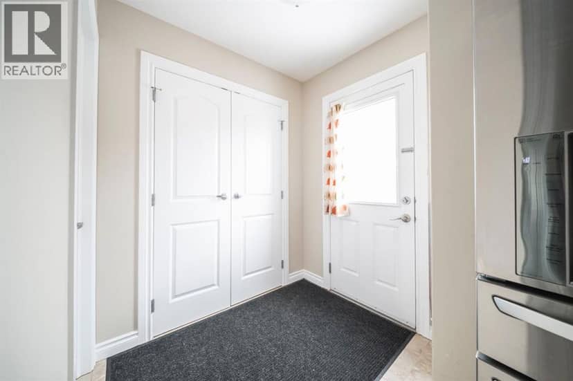 240 Comeau Crescent — photo 15 of 40