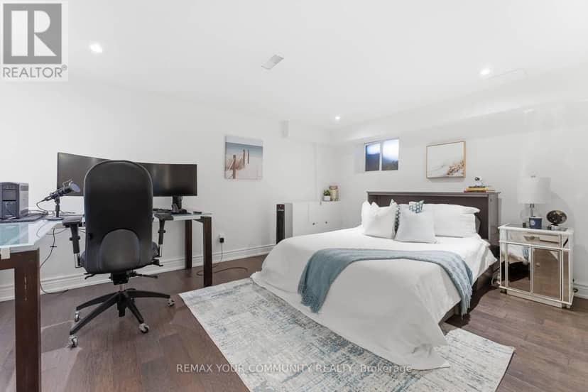 12 Hazel Avenue — photo 20 of 25