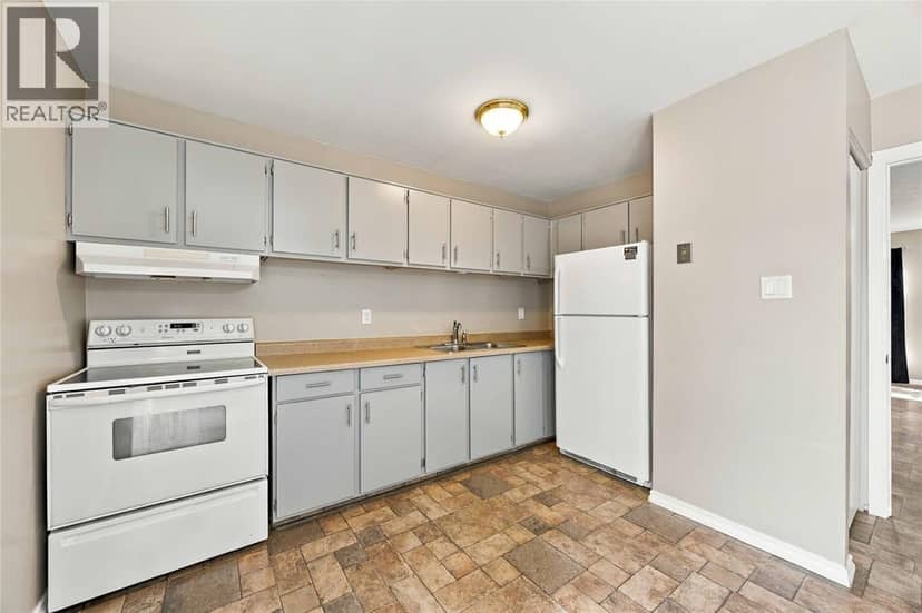200 ST CLAIR BOULEVARD Unit# 44 — photo 12 of 40