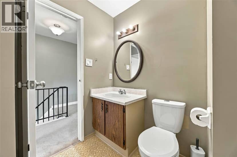 200 ST CLAIR BOULEVARD Unit# 44 — photo 31 of 40