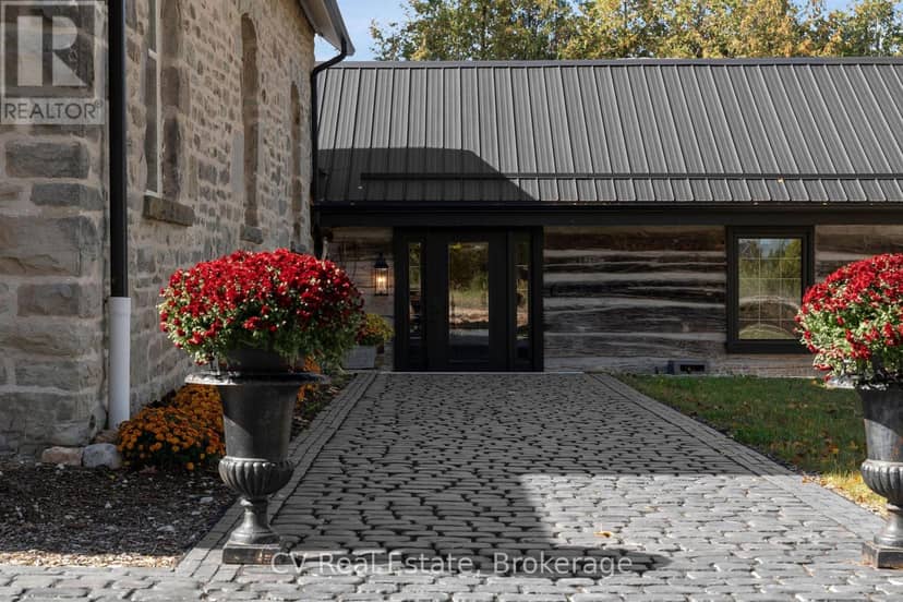 1174 Concession 10 N Nottawasaga Road, Clearview, photo 5