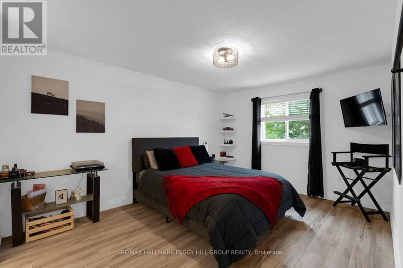 53 Tudor Crescent — photo 19 of 29