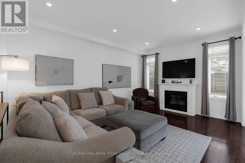 53 Tudor Crescent, Barrie, photo 6