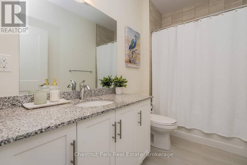 161 Hawthorn Crescent — photo 28 of 40