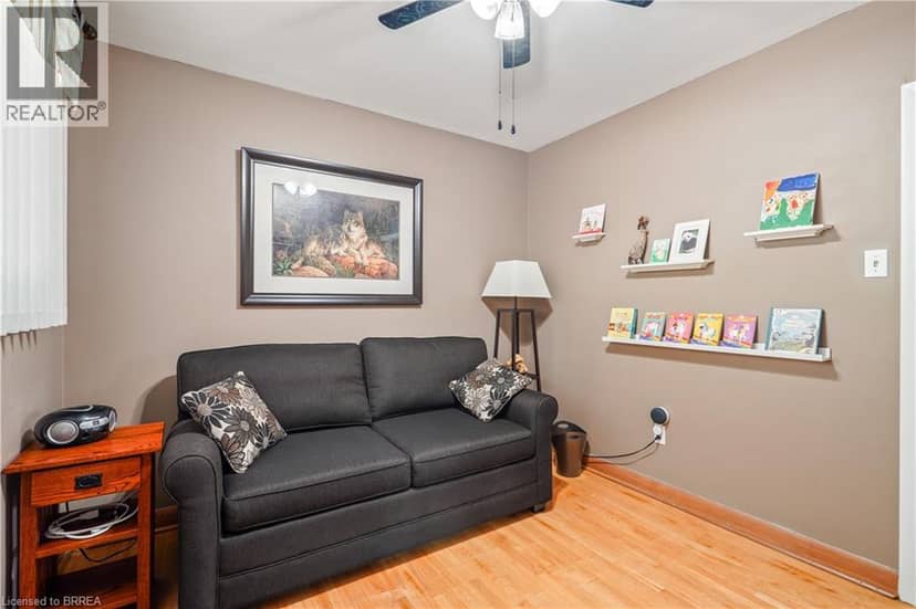 10 BRIER Crescent — photo 20 of 40