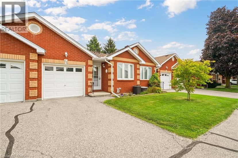 1 BUCHANAN Crescent Unit# 11, Brantford, photo 2