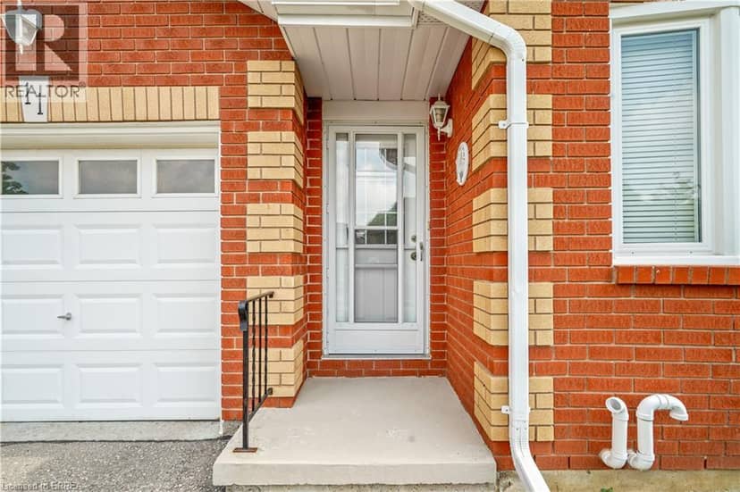 1 BUCHANAN Crescent Unit# 11, Brantford, photo 4