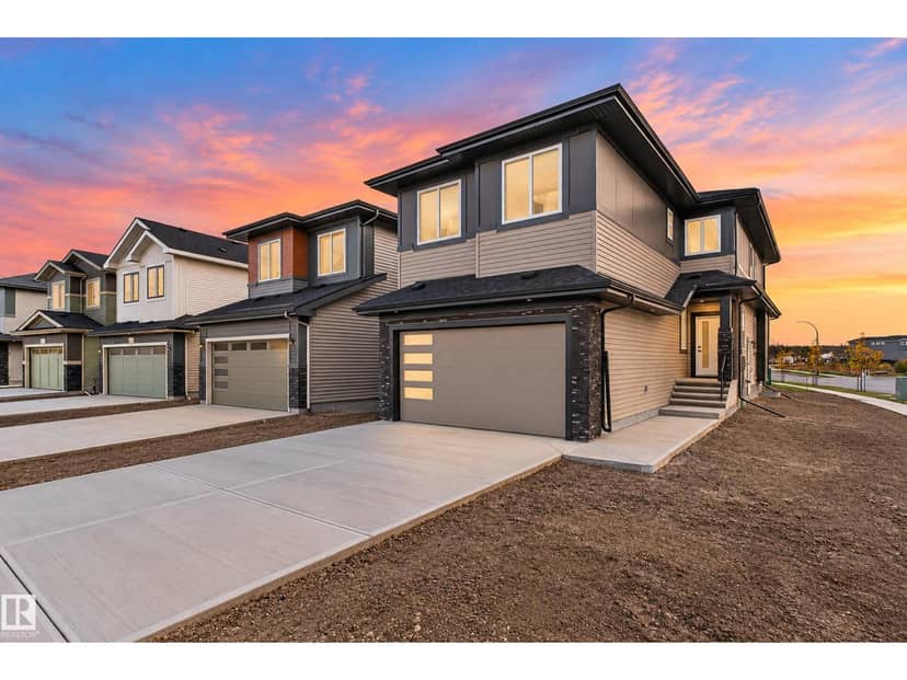 2 Pebble CV, Spruce Grove