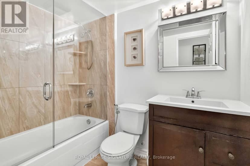 512 - 1615 Bloor Street — photo 20 of 28
