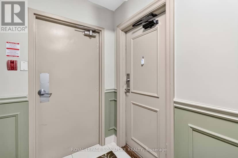 512 - 1615 Bloor Street — photo 3 of 28