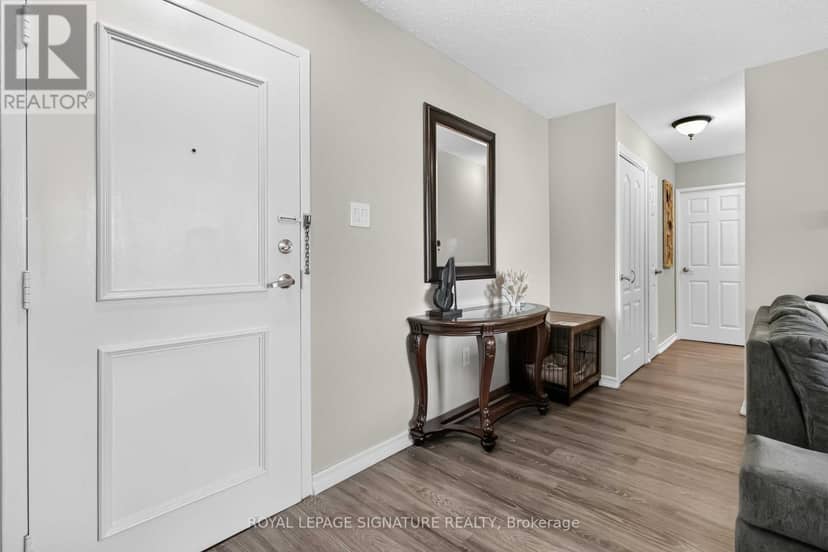 512 - 1615 Bloor Street — photo 4 of 28