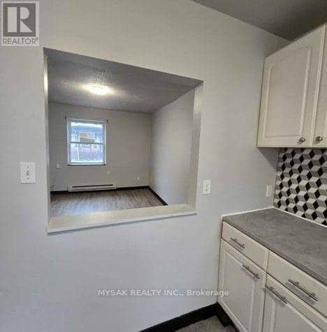 455 King William Street — photo 14 of 23