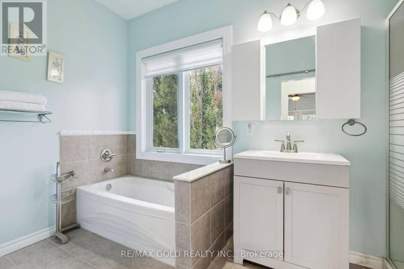 199 Cambridge Road E — photo 16 of 33