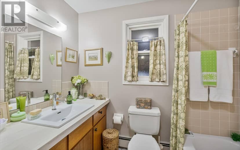 21 Smallwood Crescent — photo 23 of 40