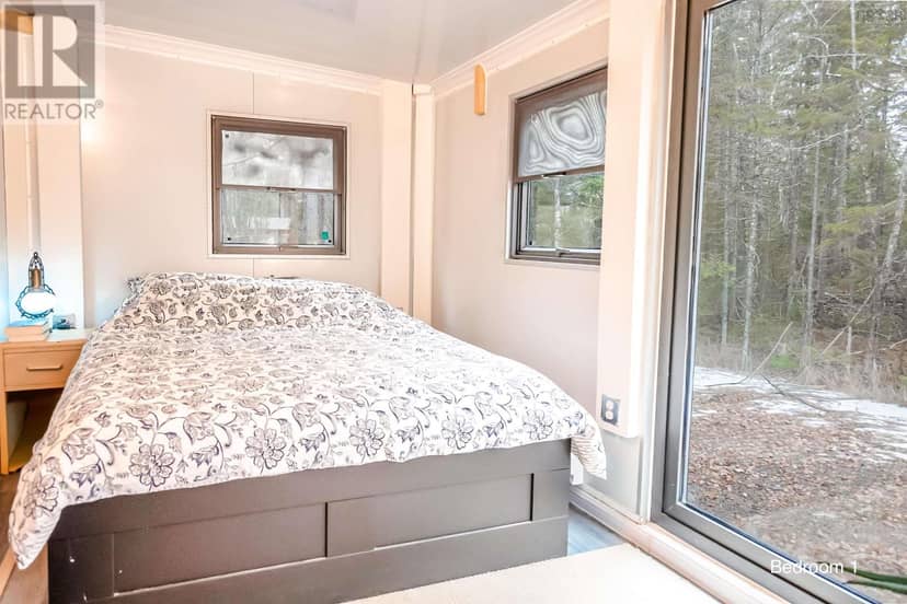 25 Hirtle Drive — photo 13 of 30